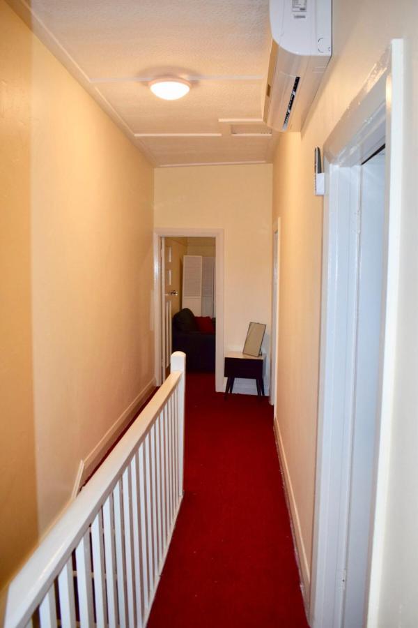 Comfortable 3 Bedroom Apartment In Trendy Haberfield Sidney Exterior foto