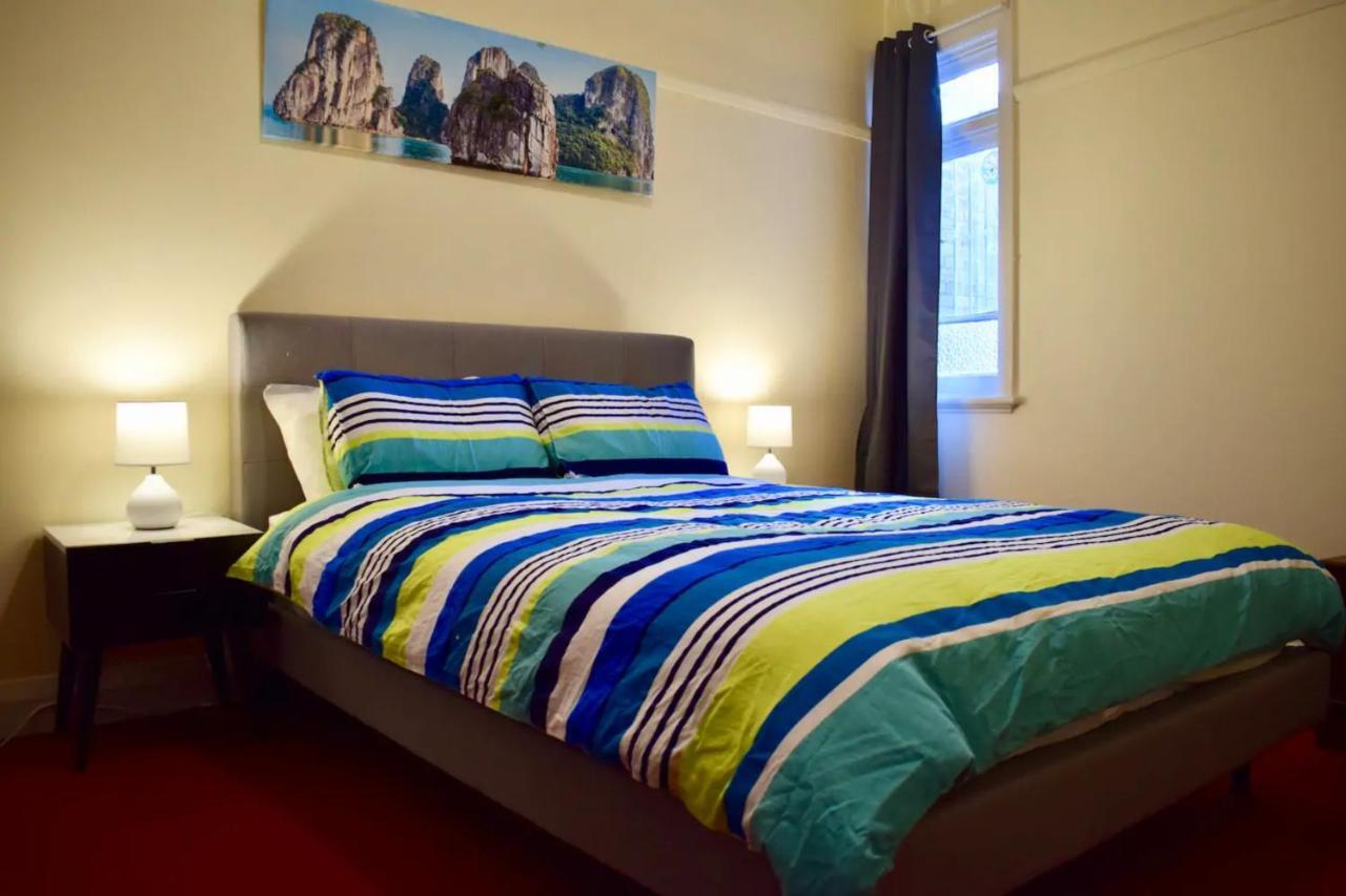 Comfortable 3 Bedroom Apartment In Trendy Haberfield Sidney Exterior foto